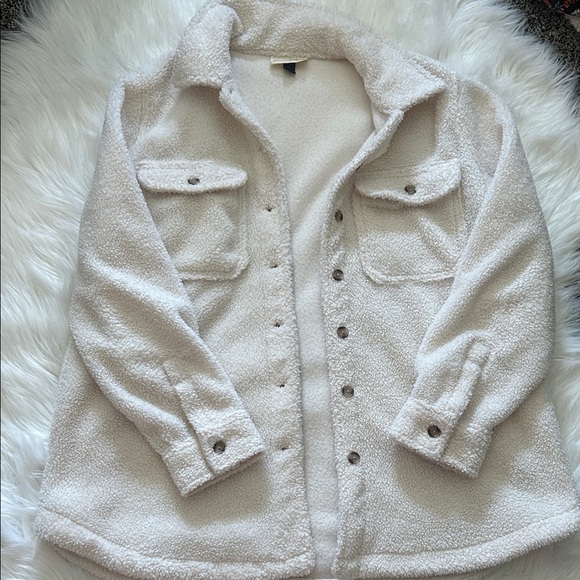 Universal Thread Off-White Teddy Jacket - Picture 1 of 3